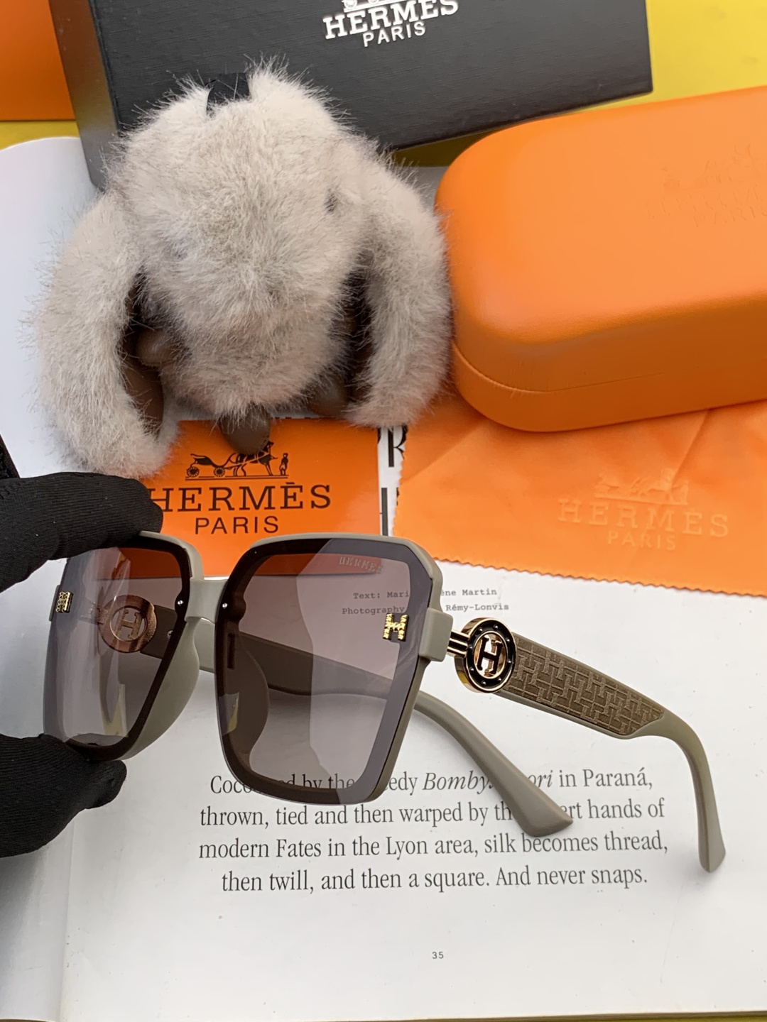 【TR偏光系列】爱马仕 经典的方框设计，不挑脸型，无论搭配大衣还是连衣裙都非常显气质尼龙偏光镜片预防紫外