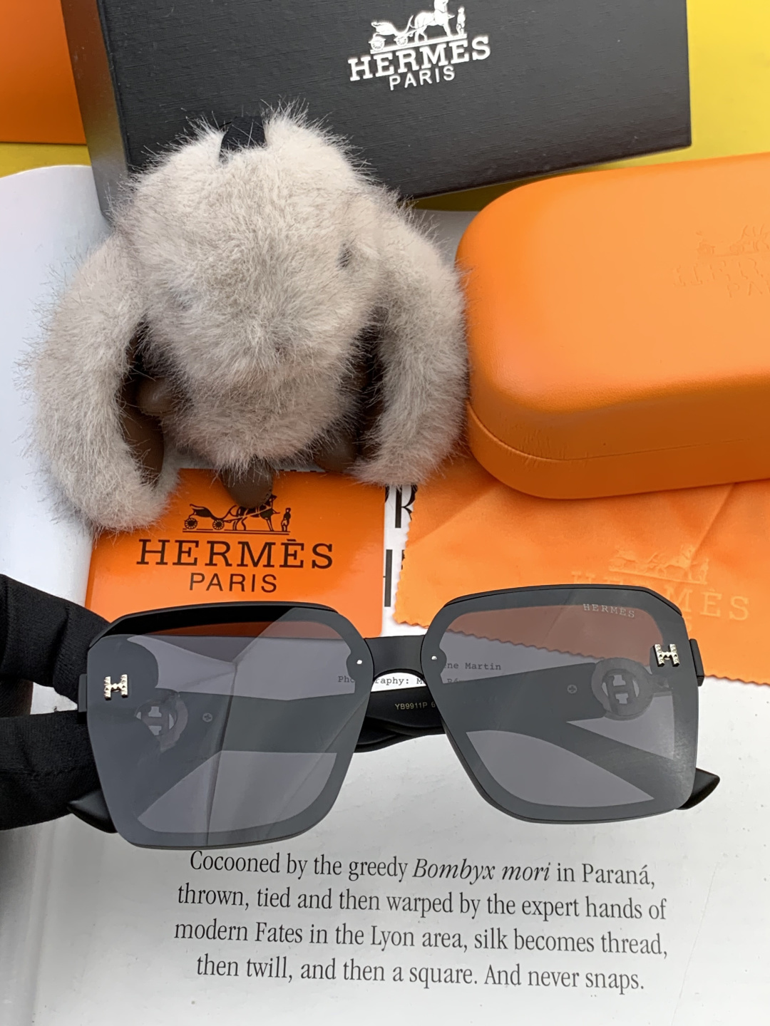 【TR偏光系列】爱马仕 经典的方框设计，不挑脸型，无论搭配大衣还是连衣裙都非常显气质尼龙偏光镜片预防紫外