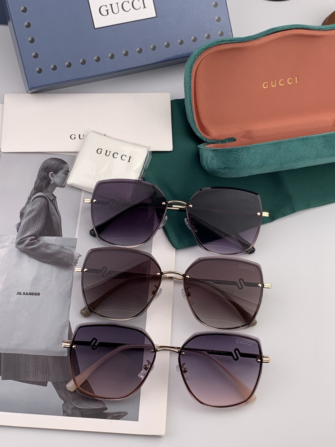 GUCCI 2025开春新款 最新款无框太阳镜 各路网红纷纷带起气场满分‼️ 俏皮甜美.上脸效果更佳.金