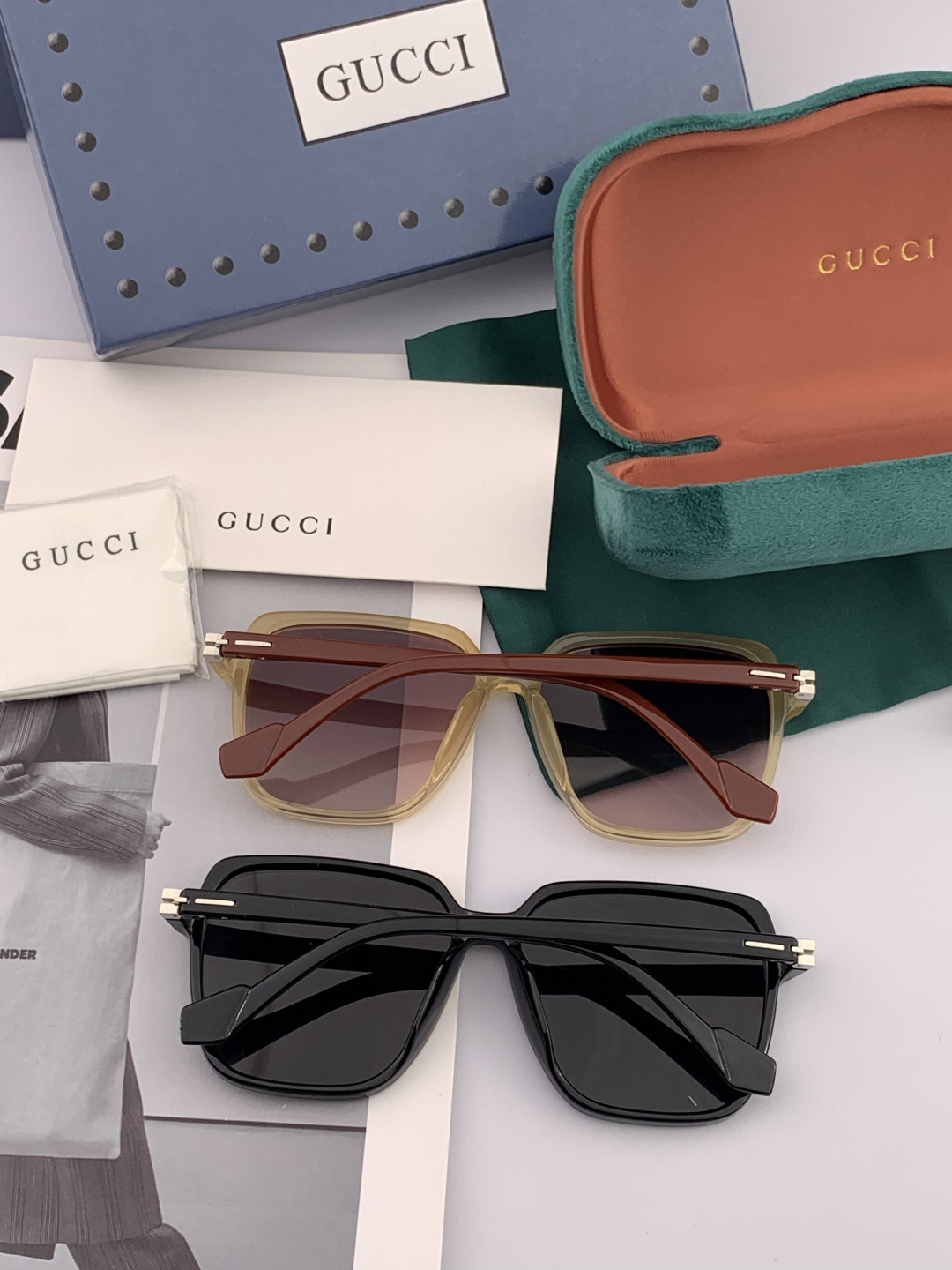 GUCCI 开春新款 最新款方框太阳镜 各路网红纷纷带起气场满分‼️ 俏皮甜美.上脸效果更佳.金属质感超