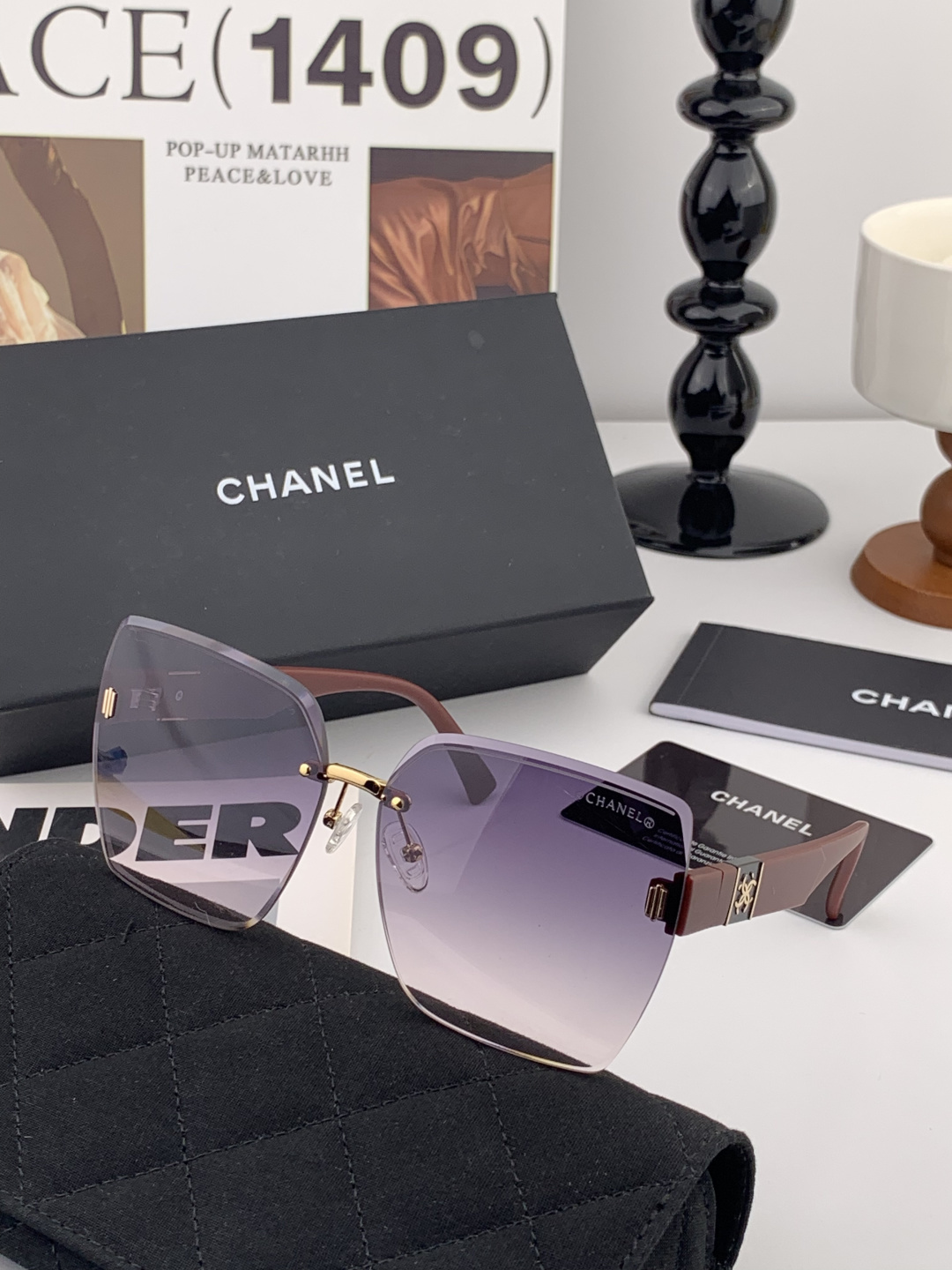 香奈儿 新款女士方框太阳眼镜 开车墨镜 新款金属无框太阳镜 时尚大方 舒适轻盈 精致奢华 超轻 型号：C