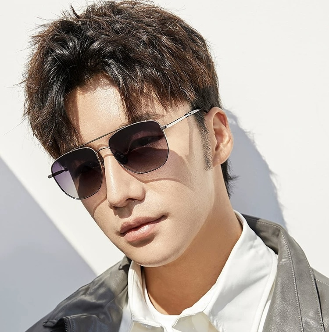 Gucci 。 高品质男女款墨镜 👍 进口宝丽来偏光镜片 。蛤蟆镜 开车钓鱼都可 。百搭显瘦墨镜韩版男士