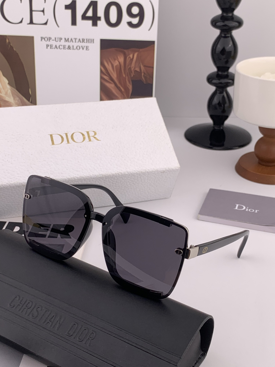 🔺 【DIOR-迪奥】开春新款 潮流爆款 时尚方框偏光太阳镜 高品质 佩戴舒适 网红潮款墨镜 型号：D1