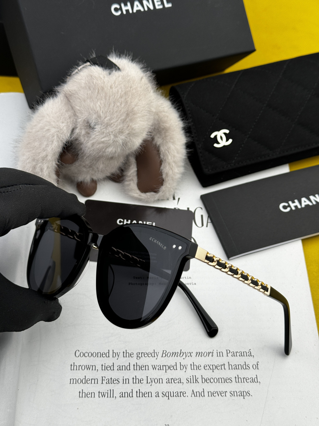 香奈儿 开春新款大框太阳镜男女同款 😎 爆款大框尼龙太阳镜 超逼格超酷 镜腿品牌设计感强 nice~~~