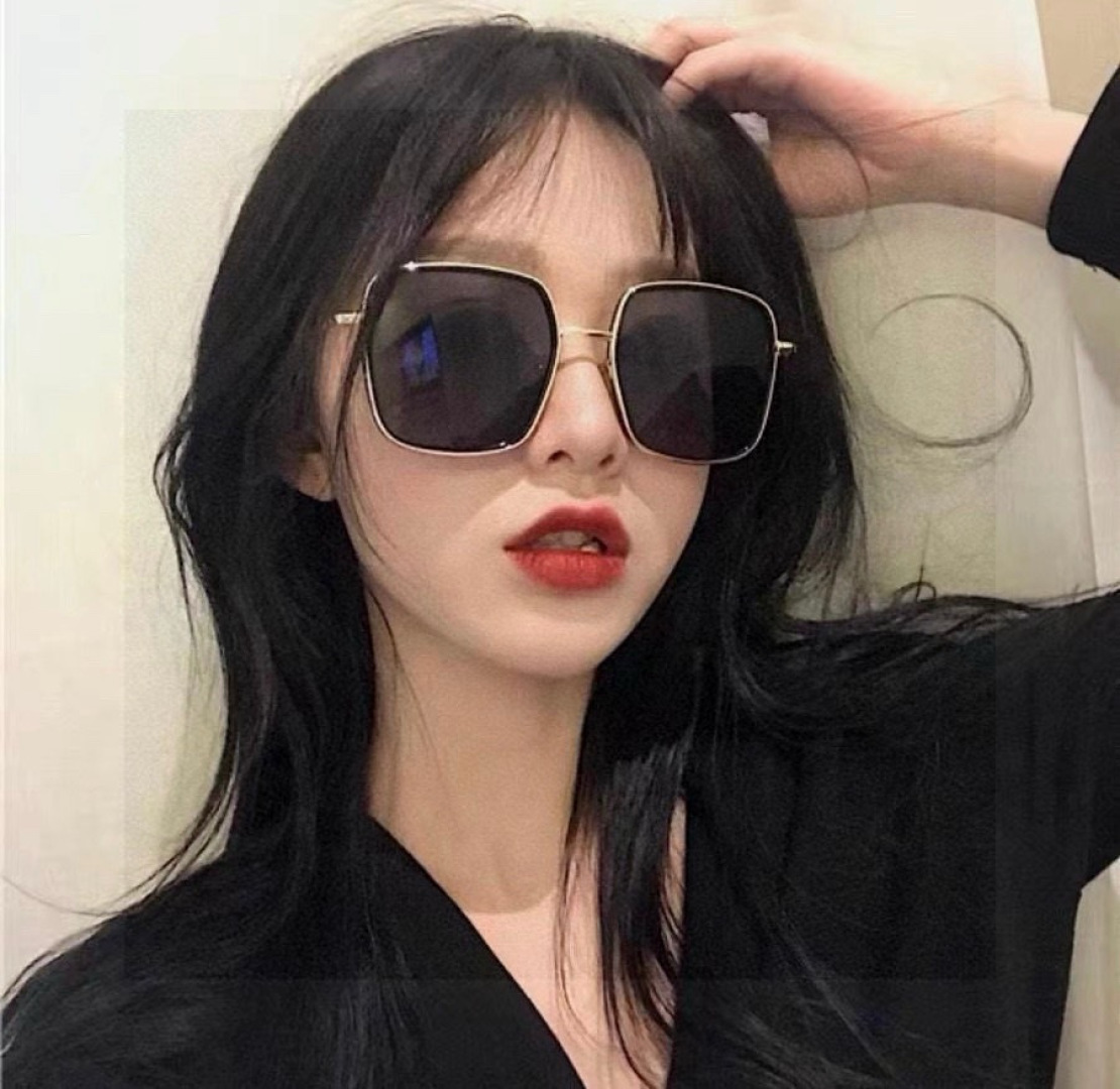 GUCCI 开春新款太阳镜 各路网红纷纷带起气场满分‼️ 俏皮甜美.上脸效果更佳.金属质感超好 型号：G