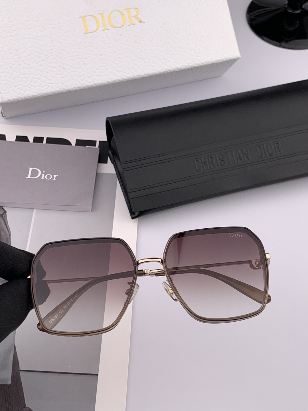 🔺 【DIOR-迪奥】开春新款 潮流爆款 时尚尼龙偏光太阳镜 高品质 佩戴舒适 网红潮款墨镜 型号：D7
