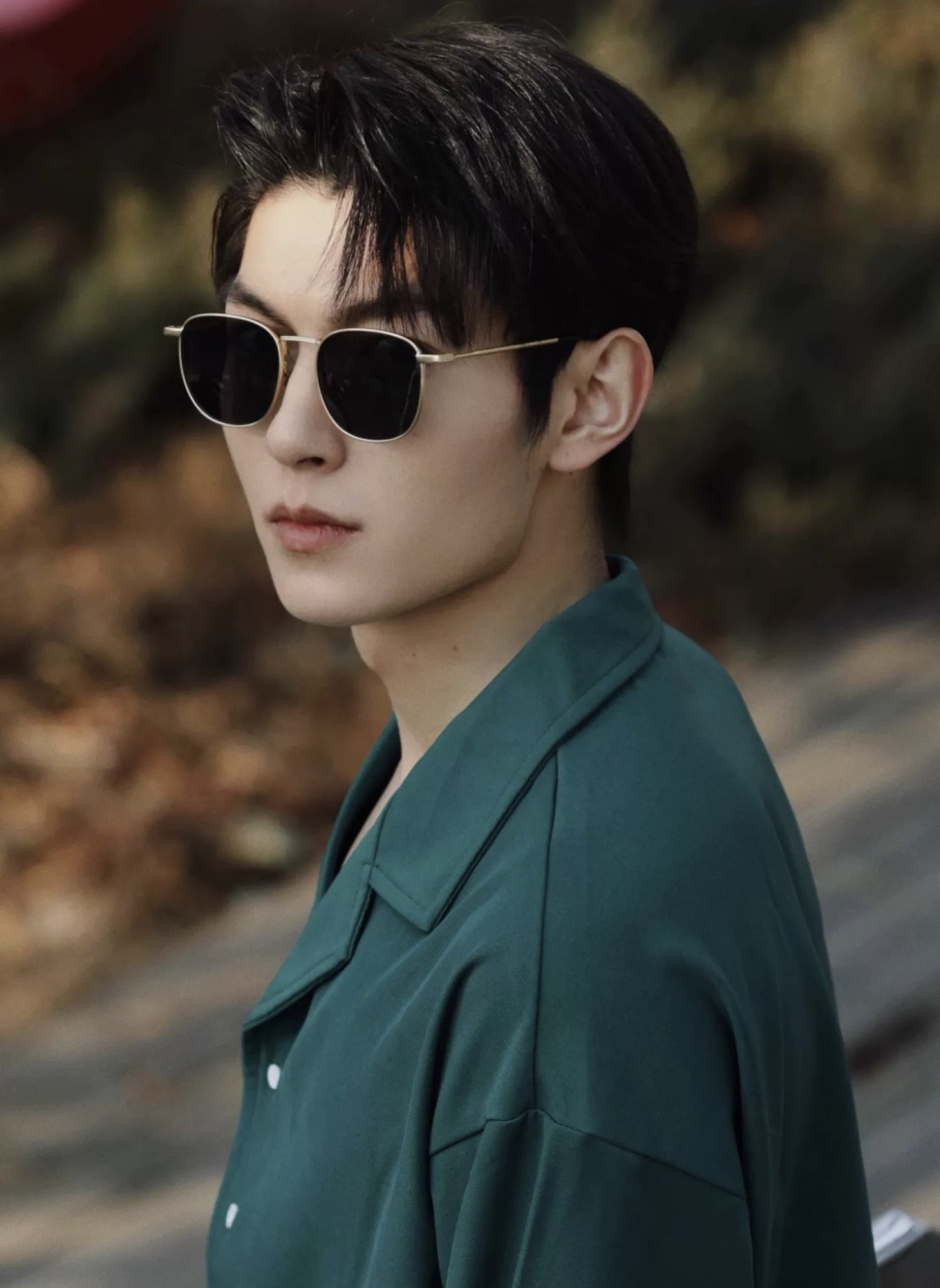 Gucci 。 高品质男女款墨镜 👍 进口宝丽来偏光镜片 。 开车钓鱼都可 。百搭显瘦墨镜韩版男士飞行员