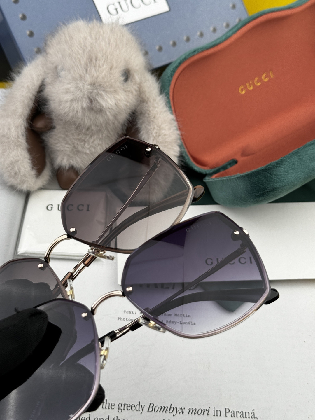 【尼龙偏光系列】GUCCI无框太阳镜墨多边形设计，不挑脸型，无论搭配大衣还是连衣裙都非常显气质尼龙偏光镜