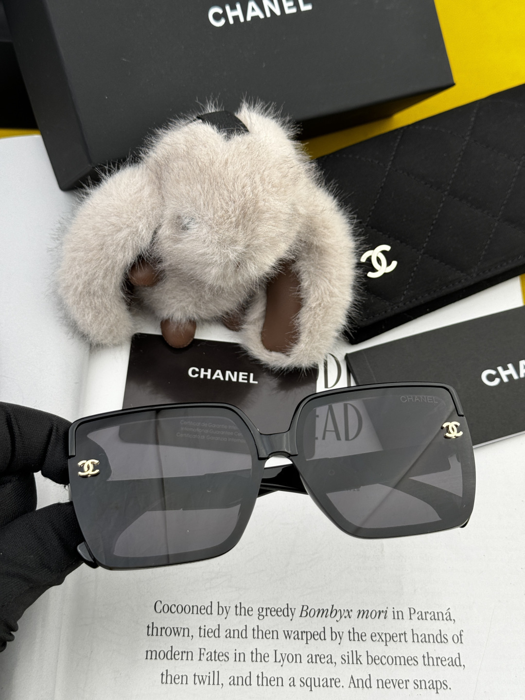 Chanel大框太阳镜墨镜 经典的方框设计，不挑脸型，无论搭配大衣还是连衣裙都非常显气质太阳镜预防紫外线