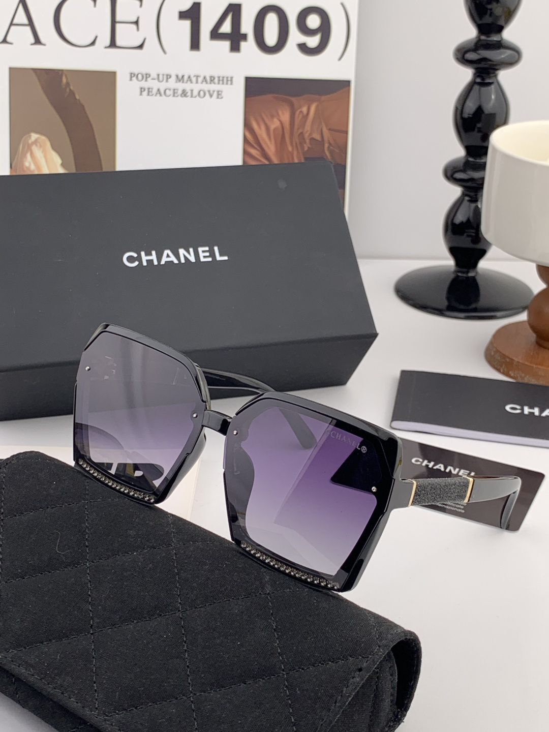 【CHANEL】香奈儿 新款潮流爆款 时尚方框太阳镜 佩戴舒适 网红潮款墨镜 ♥️♥️型号：CH1865