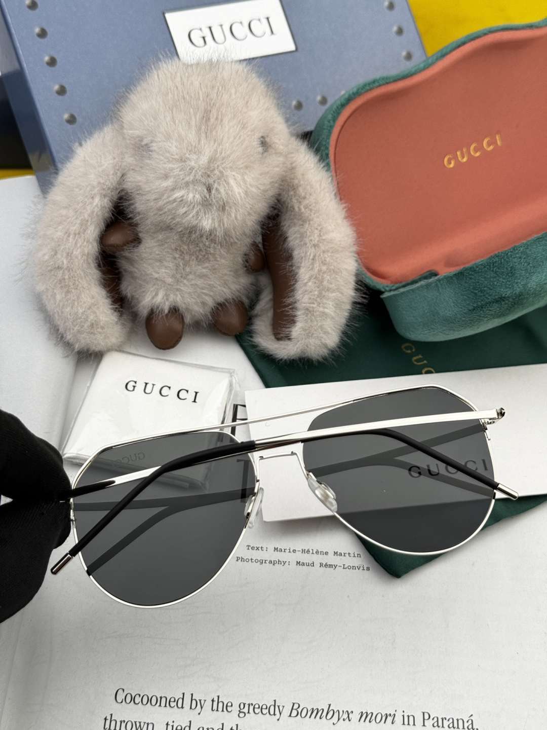 GUCCI 男款炫彩飞行员偏光太阳镜 ❤️材质：高清尼龙加厚卡槽高清偏光镜片 🌹无边框镜架💕颜👍型号：G