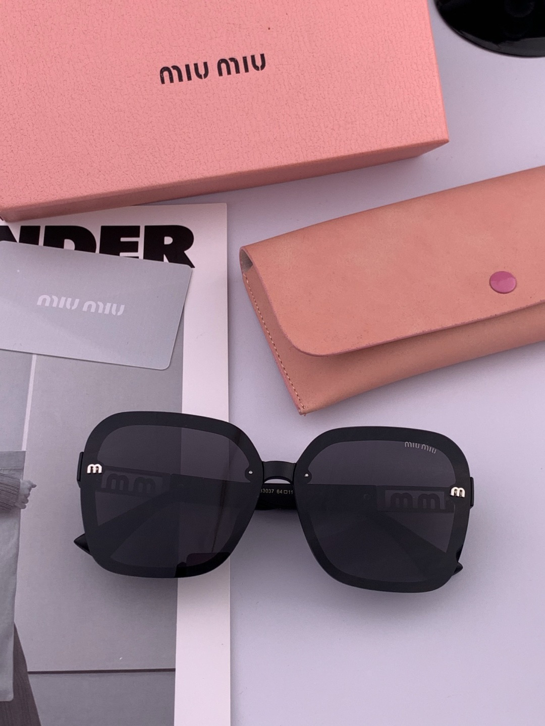 MIUMIU/缪缪🖇🖇开春新款🌟闪耀新款璀璨登台 ❤❤太阳镜潮品 精致个性设计简约时尚 专柜品质值得拥有
