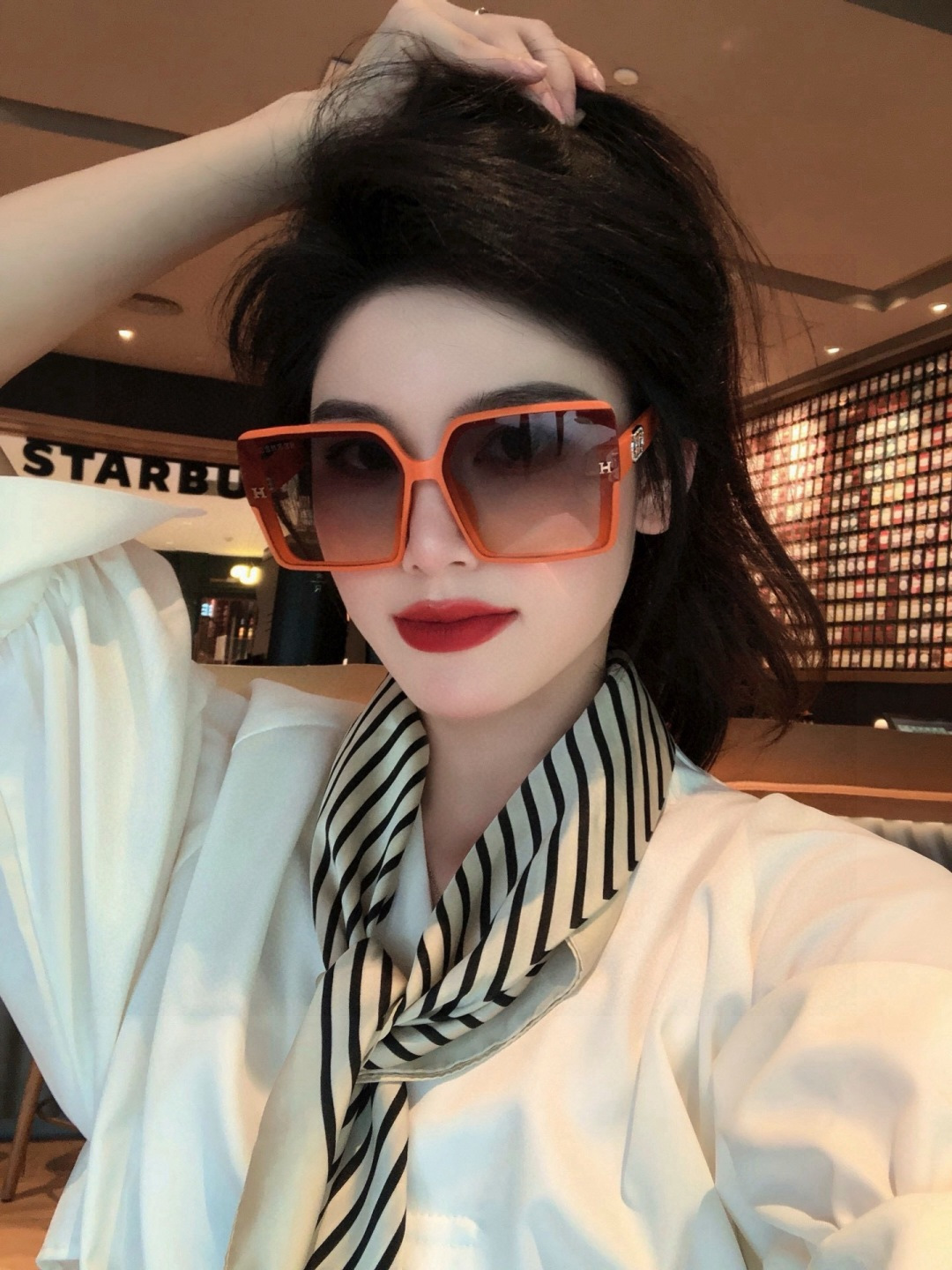 【TR尼龙偏光系列】爱马仕 经典的方框设计，不挑脸型，无论搭配大衣还是连衣裙都非常显气质尼龙偏光镜片预防