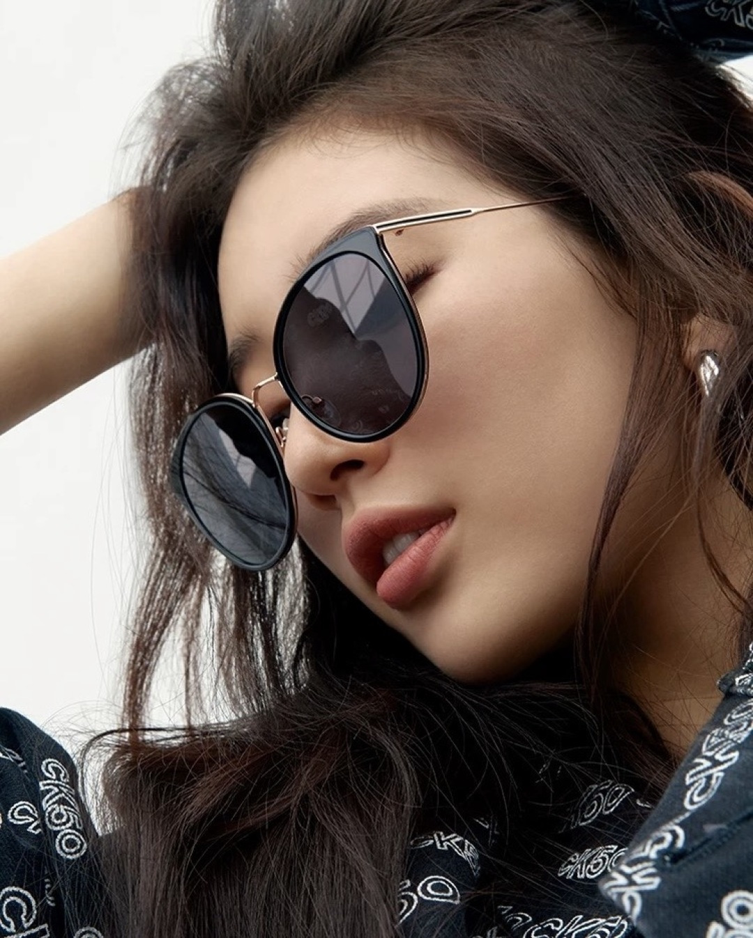 新品CHANEL 香奈儿太阳镜以独特魅力和前卫风格诠释春夏最新眼镜，质感超好佩带舒适 型号：CH6314