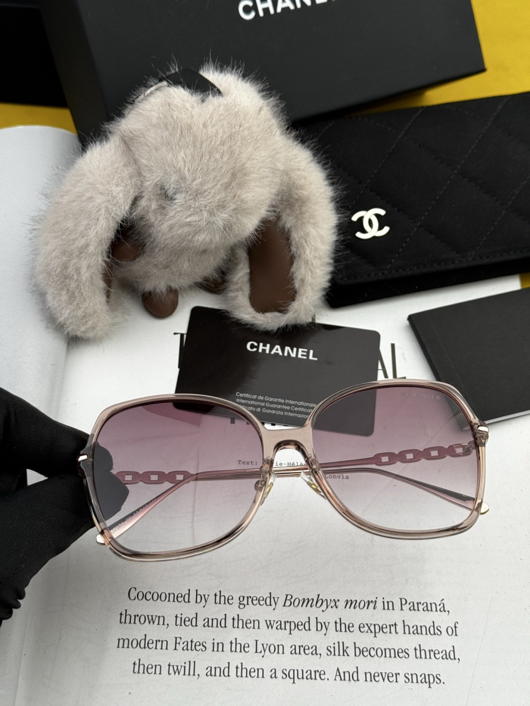 【CHANEL】香奈儿 新款潮流爆款 时尚方框太阳镜 佩戴舒适 网红潮款墨镜 女士高清加厚偏光太阳镜🕶️