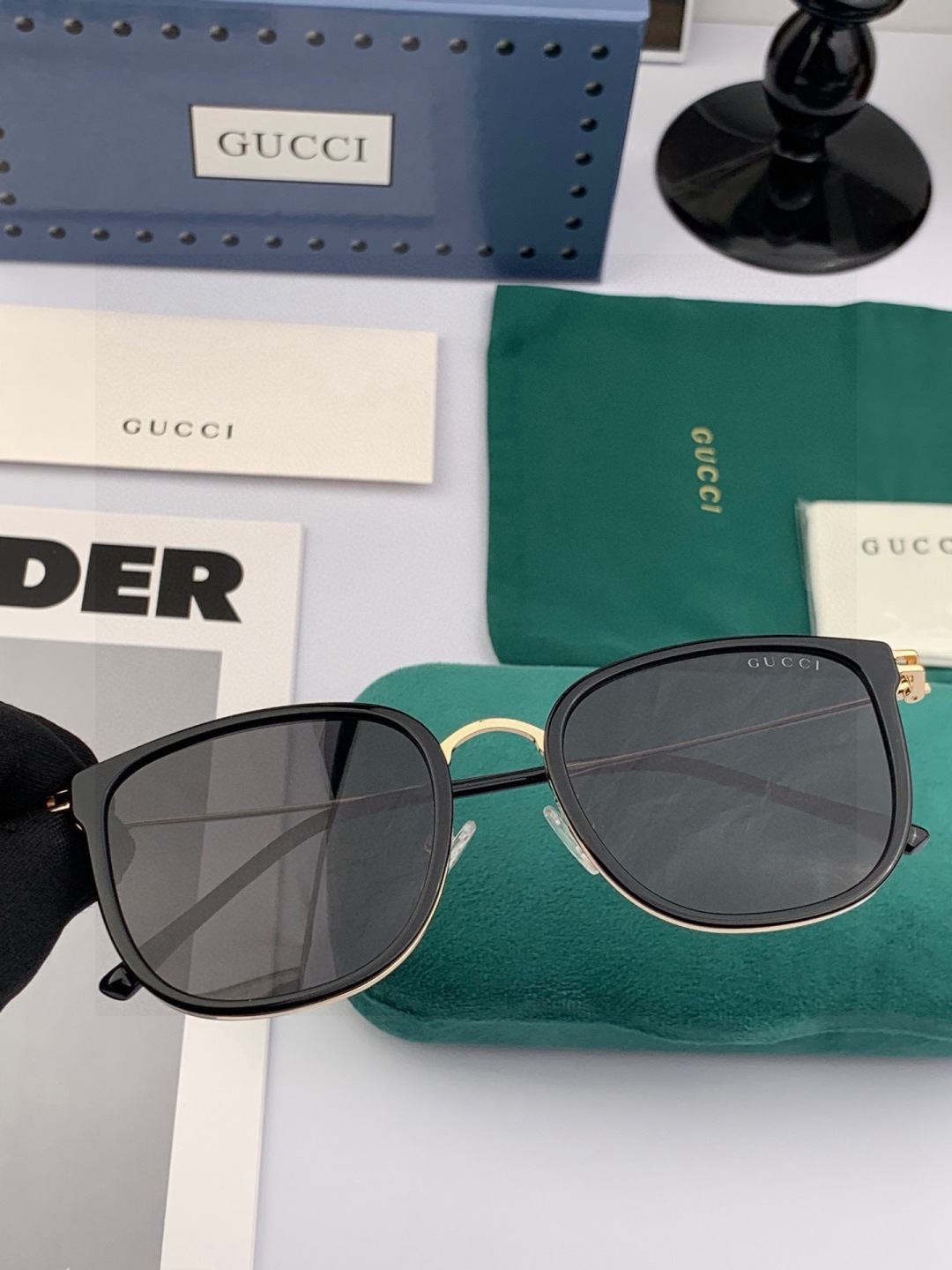 Gucci 。 高品质男女款墨镜 👍 进口宝丽来偏光镜片 。蛤蟆镜 开车钓鱼都可 。百搭显瘦墨镜韩版男士