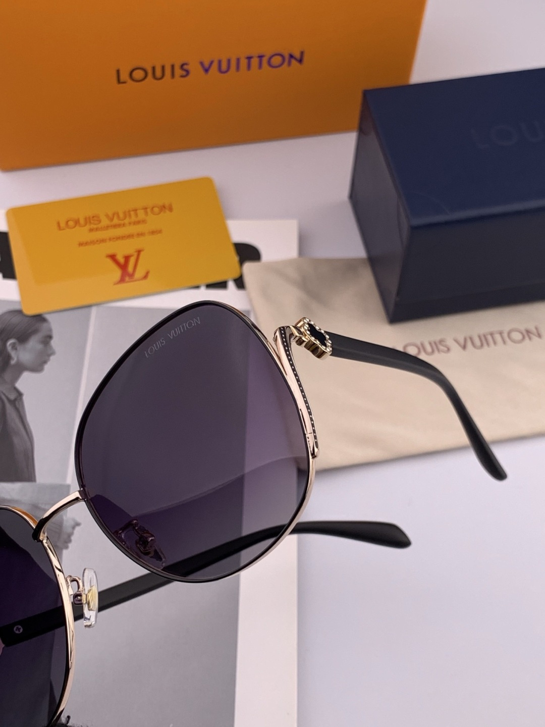 LV 太阳镜潮品官网模特同款 [玫瑰][玫瑰]四叶草🍀精致个性设计简约时尚 高品质值得拥有绝对潮爆整个夏