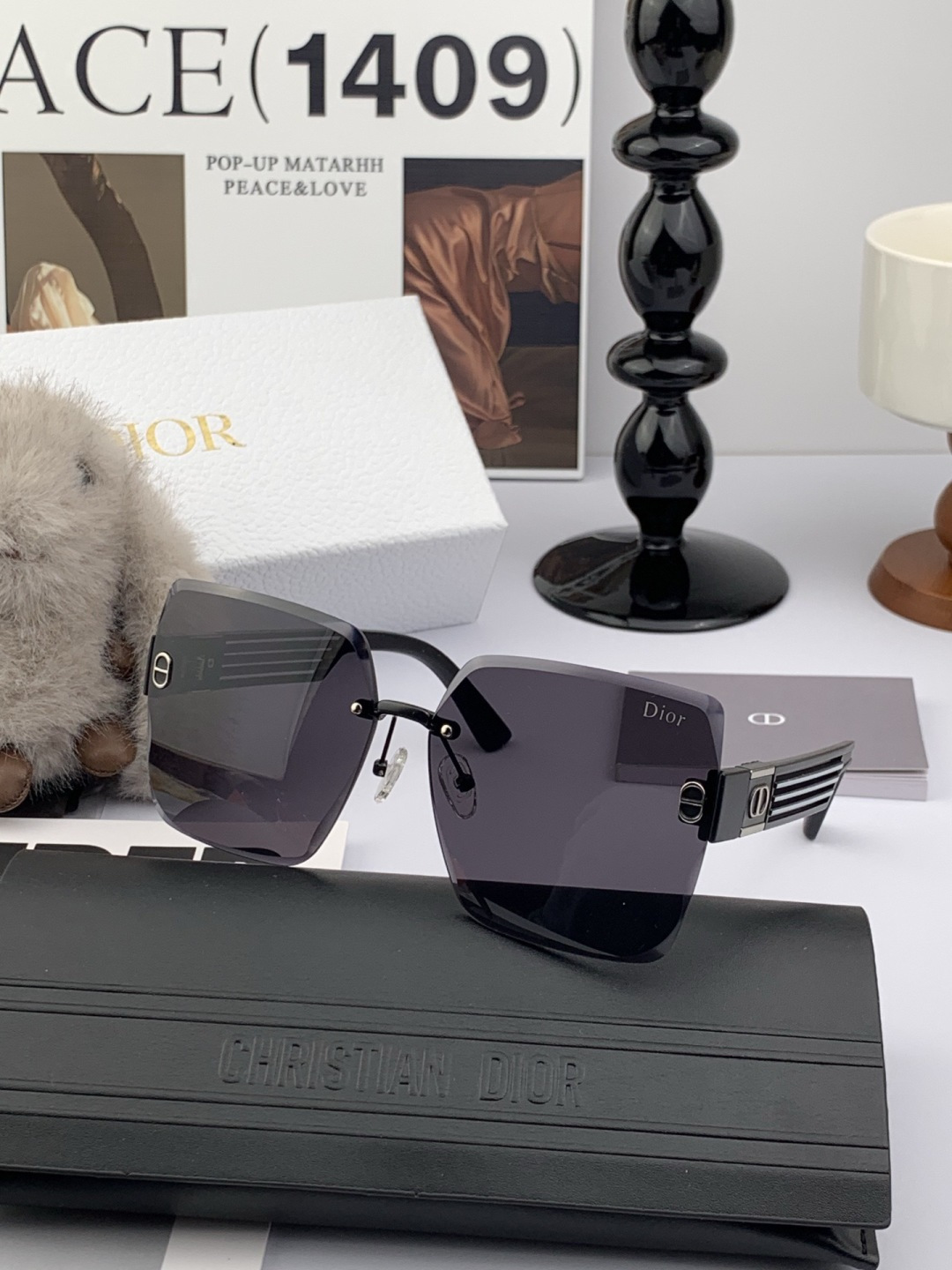 🔺 【DIOR-迪奥】开春新款 潮流爆款 时尚方框太阳镜 高品质 佩戴舒适 网红潮款墨镜 型号：D629