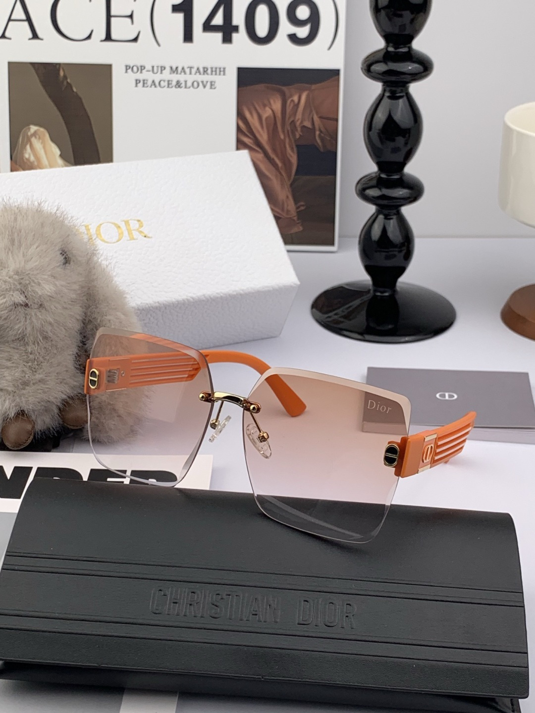 🔺 【DIOR-迪奥】开春新款 潮流爆款 时尚方框太阳镜 高品质 佩戴舒适 网红潮款墨镜 型号：D629