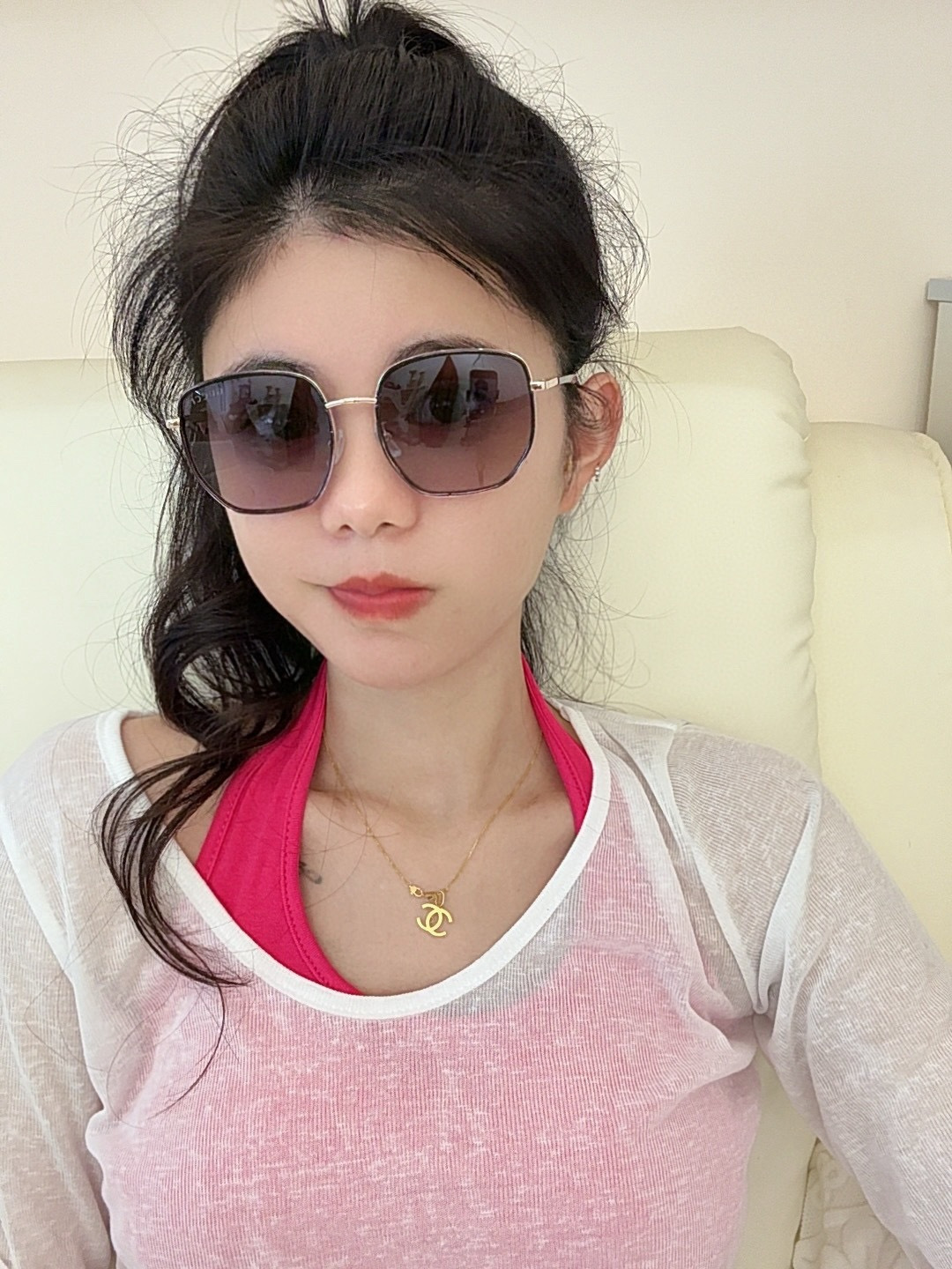 GUCCI 开春新款太阳镜 各路网红纷纷带起气场满分‼️ 俏皮甜美.上脸效果更佳.金属质感超好 型号：G