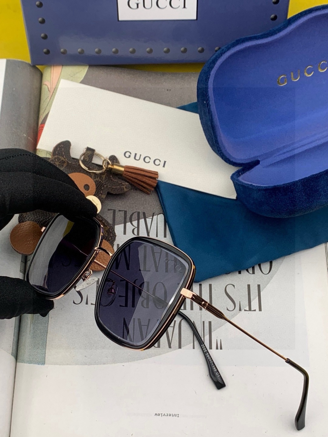 GUCCI 开春新款太阳镜 各路网红纷纷带起气场满分‼️ 俏皮甜美.上脸效果更佳.金属质感超好 型号：G