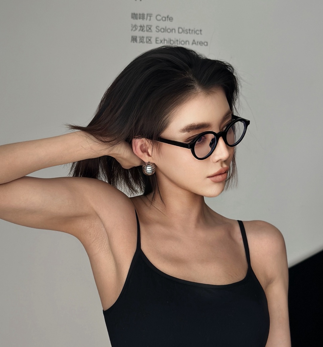 🔺香奈儿🔻 新款 ❤️💛💚（可自配近视哦）😘小清新光学眼镜架 ‼️‼️男女款时尚百搭耐看🔝型号：3237