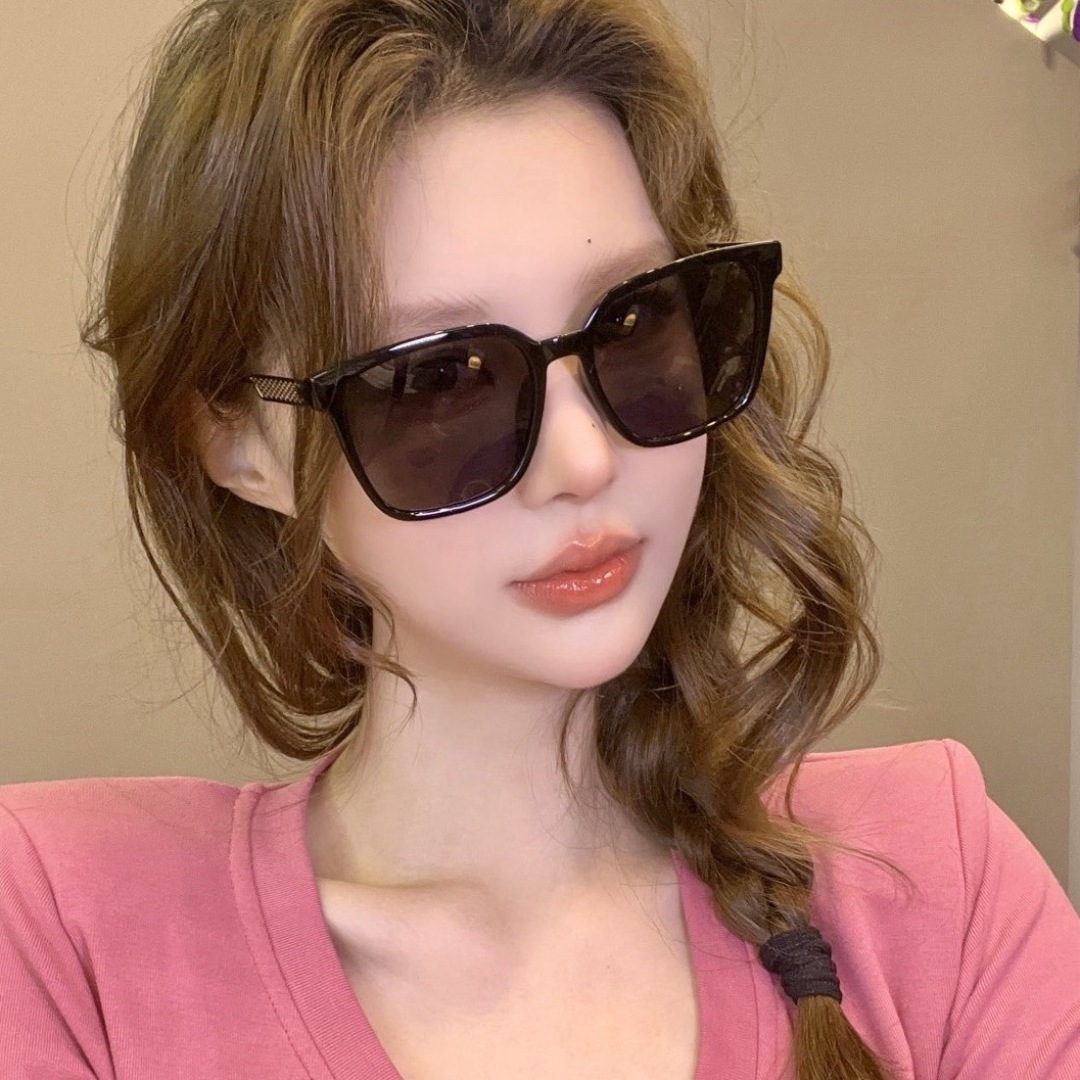 🔺 【DIOR】开春新款 潮流爆款 时尚方框偏光太阳镜 高品质 佩戴舒适 网红潮款墨镜 女士高清偏光太阳