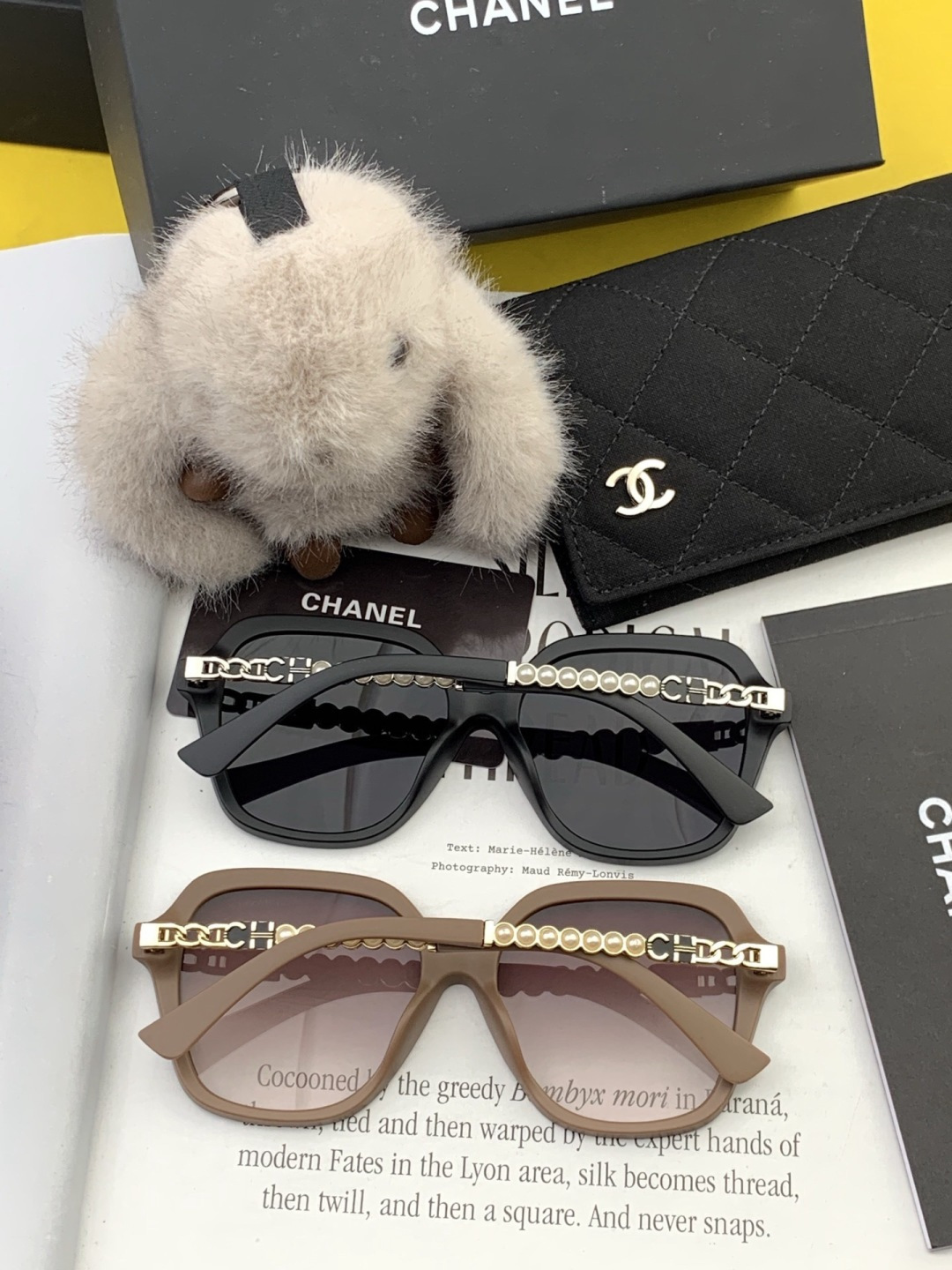 新品CHANEL 香奈儿太阳镜以独特魅力和前卫风格诠释春夏最新眼镜，质感超好佩带舒适 型号：CH6305