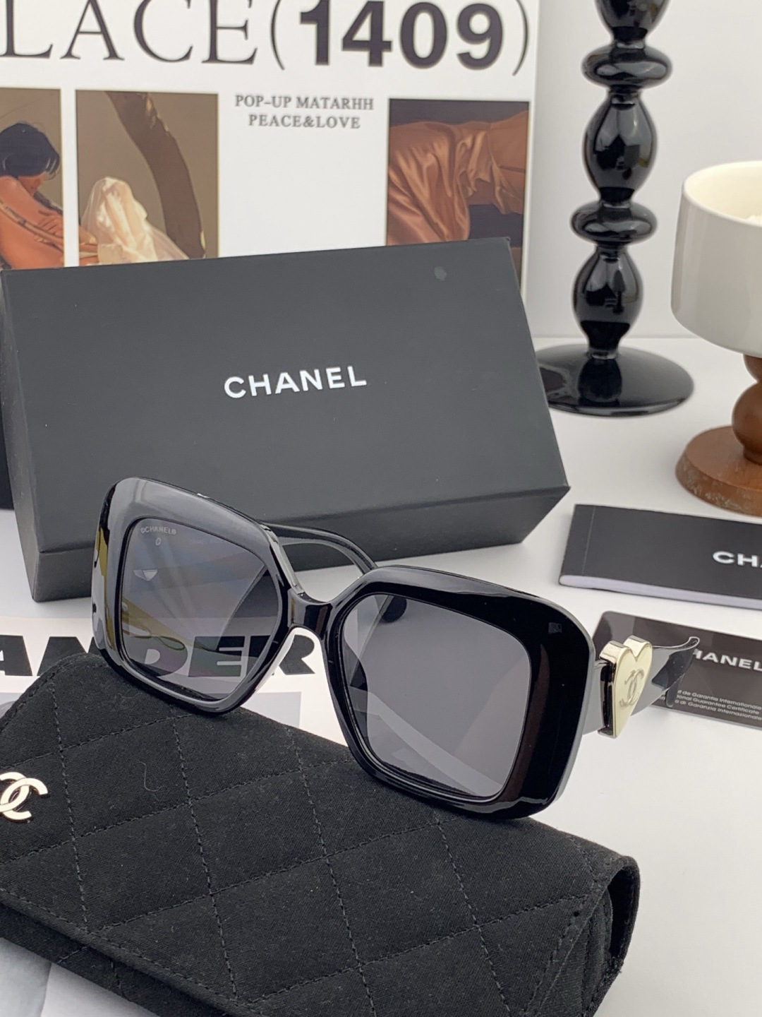 新品CHANEL 香奈儿太阳镜以独特魅力和前卫风格诠释春夏最新眼镜，质感超好佩带舒适 型号：CH8551