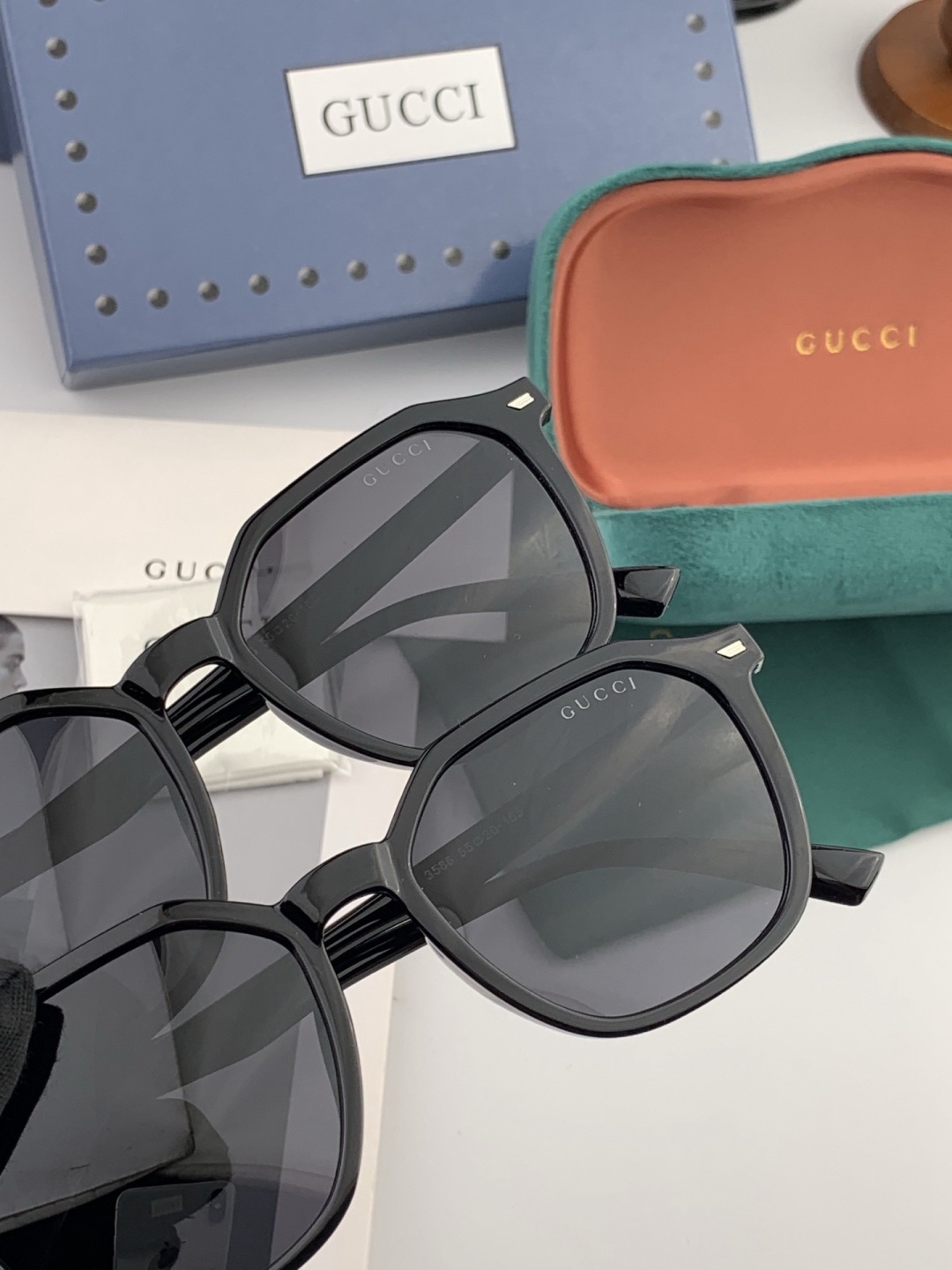 Gucci古奇 新款连体驶驾镜墨镜出行必众备多明星同款 太阳镜 男女太士阳镜飞行 型号：G6358