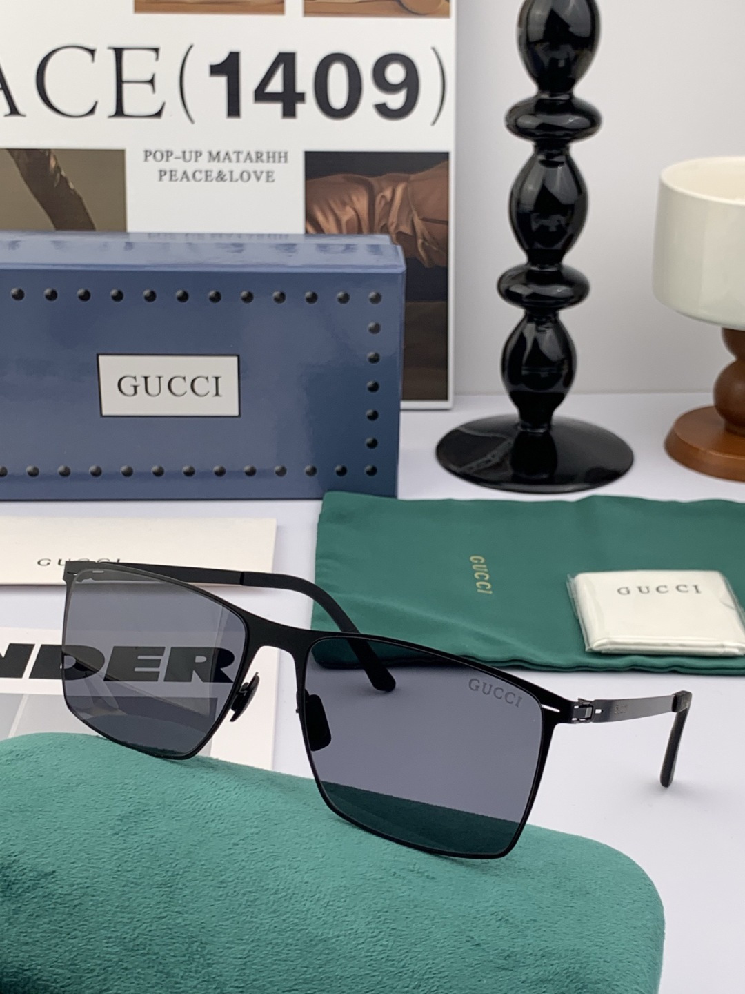 GUCC*新款男女情侣款太阳iP电镀永不褪色 卖点：超轻超有弹性整幅眼镜无螺丝重要的是压不坏、镜片：高清