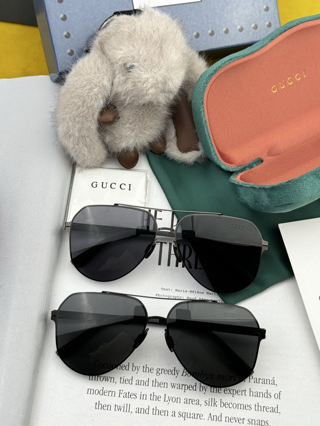 GUCC* 新款男女情侣款太阳iP电镀永不褪色 卖点：超轻超有弹性整幅眼镜无螺丝重要的是压不坏、镜片：高