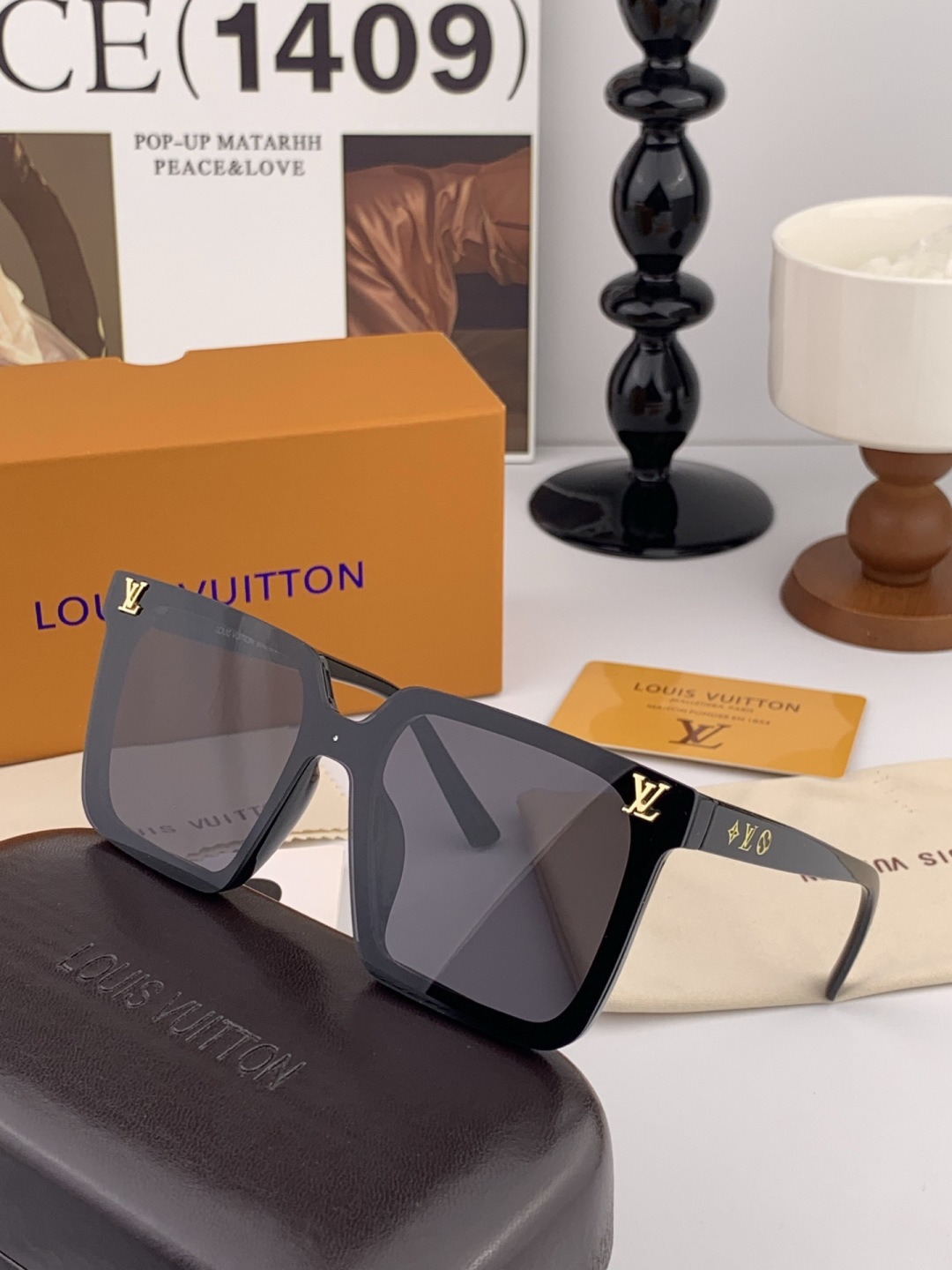 🔺LV🔻早春新款，众多明星同款[色]LV‼️‼️新款大框墨镜 ，🌈🌈宝丽来超清太阳镜🔝🔝型号：L6006