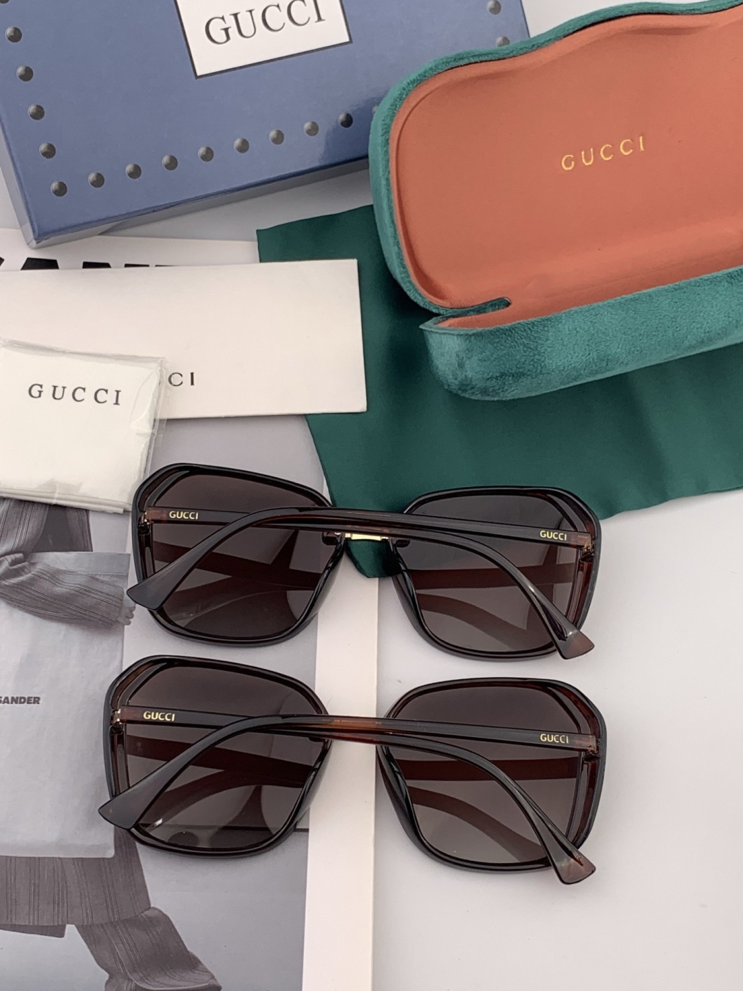 【TR偏光系列】Gucci 经典的方框设计，不挑脸型，无论搭配大衣还是连衣裙都非常显气质偏光镜片预防紫外