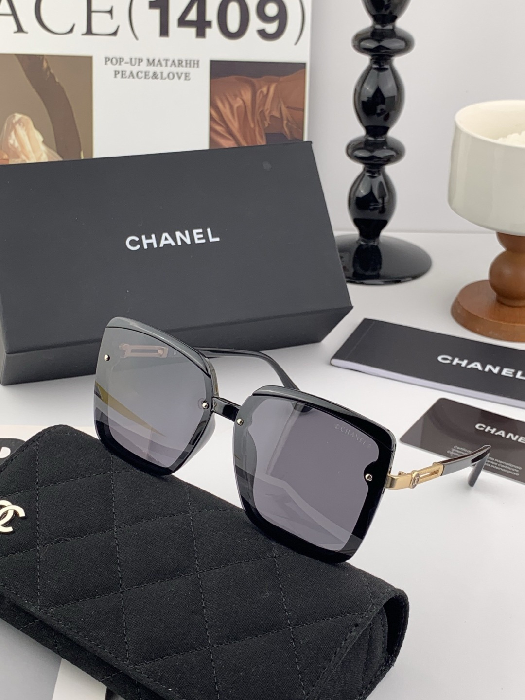 【CHANEL】香奈儿 新款潮流爆款 时尚方框太阳镜 佩戴舒适 网红潮款墨镜 ♥️♥️型号：CH1322