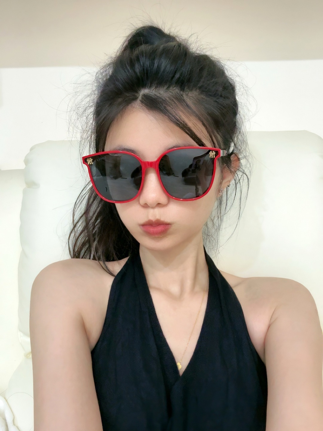 【TR偏光系列】 Gucci联名系列限量版经典的圆框设计，不挑脸型，无论搭配大衣还是连衣裙都非常显气质偏