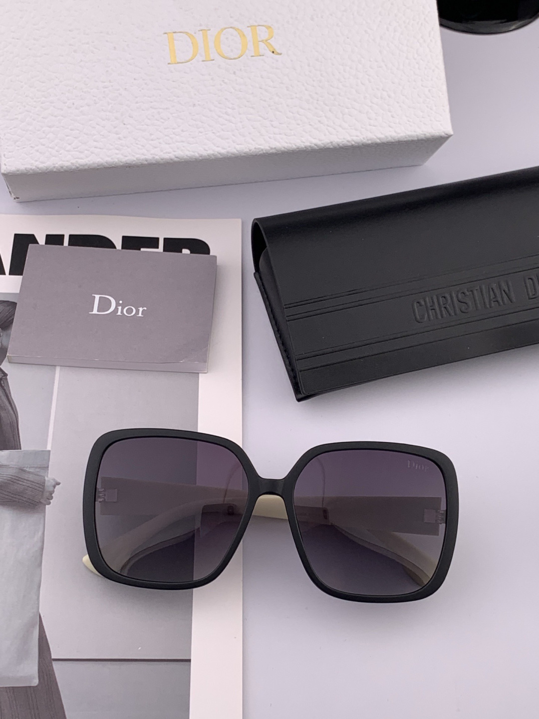 🔺 【DIOR-迪奥】开春新款 潮流爆款 时尚方框偏光太阳镜 高品质 佩戴舒适 网红潮款墨镜 型号：D7