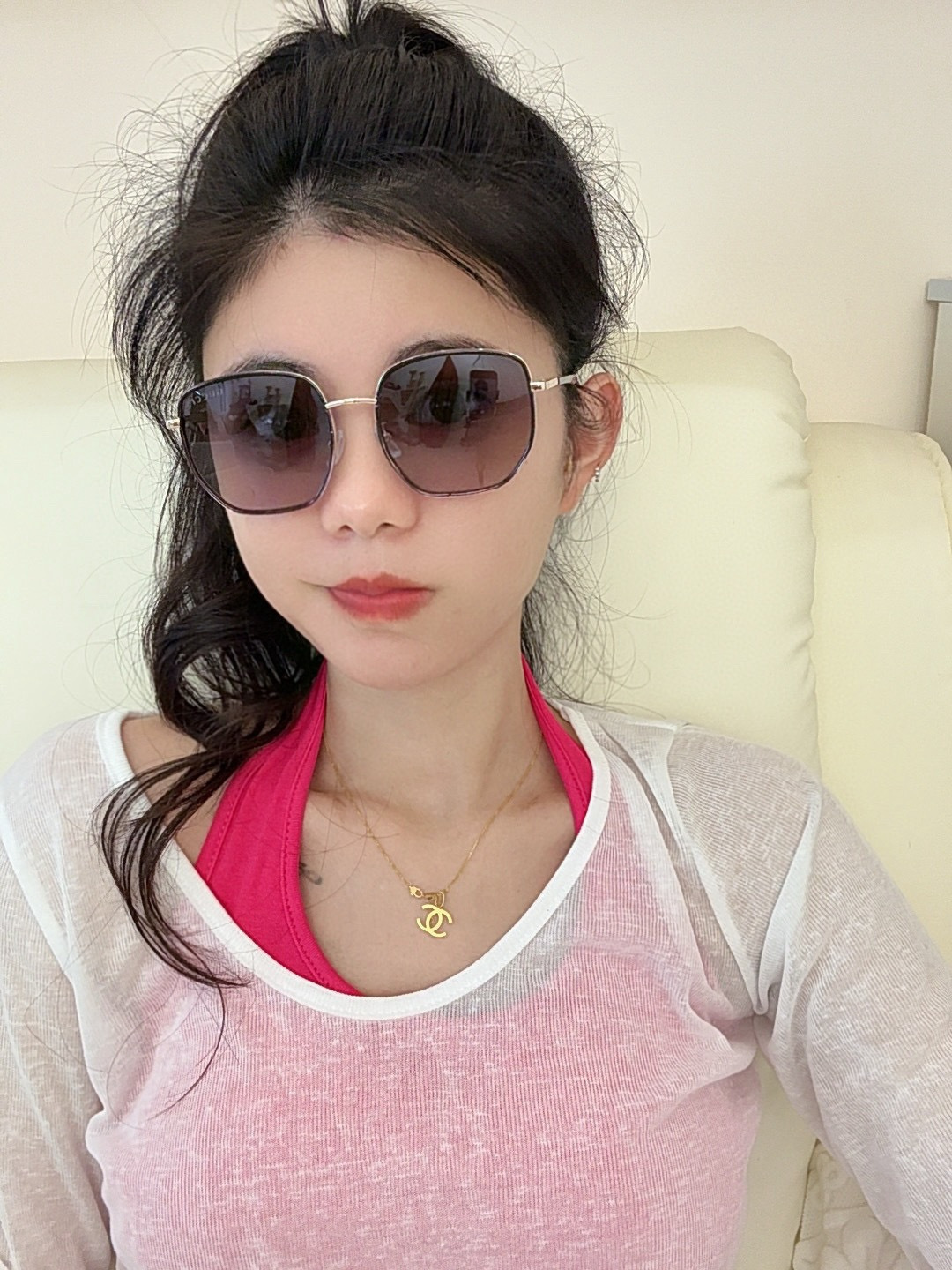 GUCCI 开春新款太阳镜 各路网红纷纷带起气场满分‼️ 俏皮甜美.上脸效果更佳.金属质感超好 型号：G