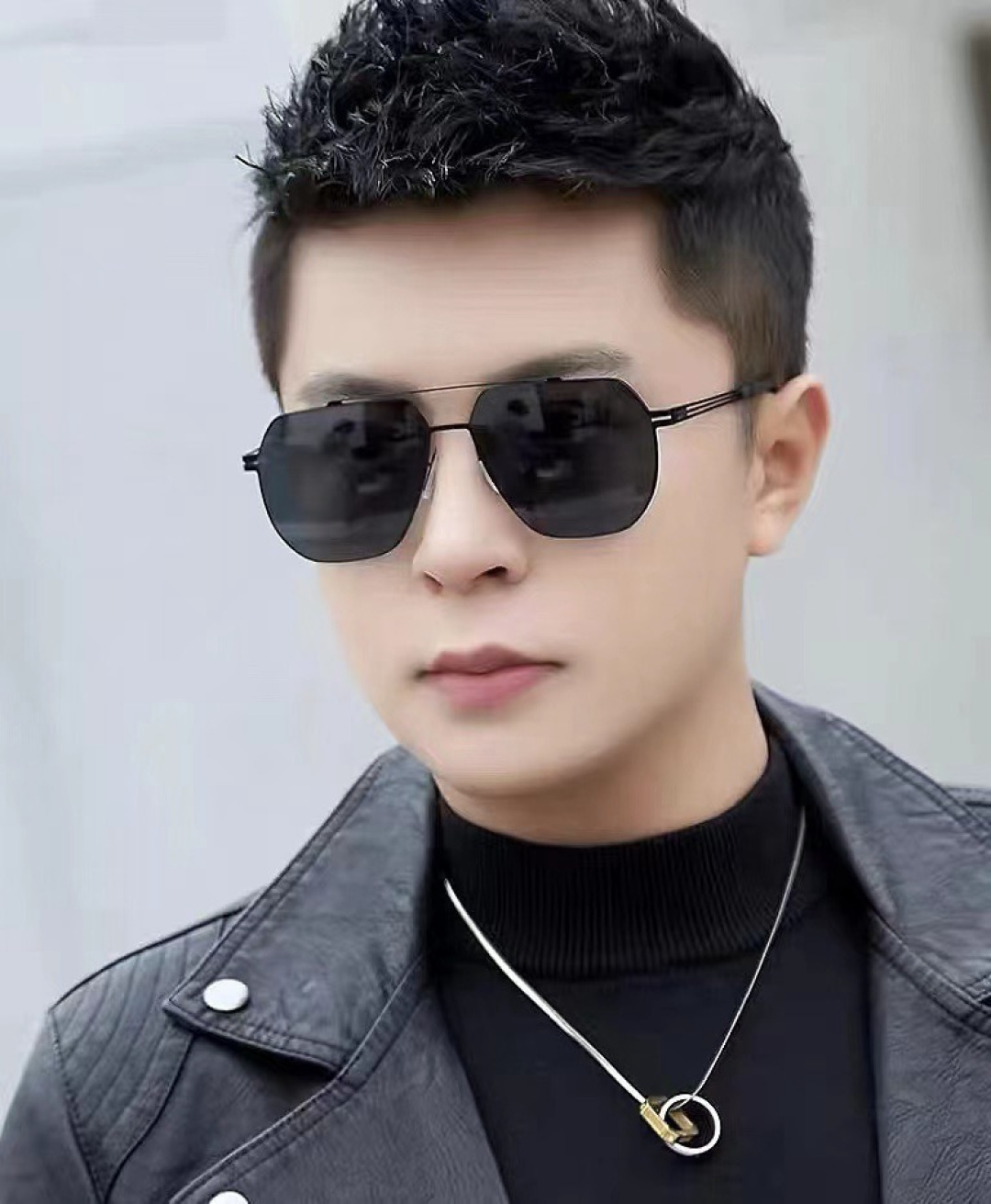 NO:727496,GUCCI's new men's and women's couple's sunglasses, polygonal sunglasses, ip plating, never fade, ultra-light and super elastic, whole frame glasses without screws, the most important thing is that they are not broken, high-definition nylon lenses, exquisite craftsmanship, original materials, casual and elegant sunglasses, super big brand, very good-looking when worn, a must-have for summer, model G6710 glasses, sunglasses, sunglasses, glasses, gucci19860909GUCCI 新款男女情侣款太阳镜多边形墨镜ip电镀永不褪色 超轻超有弹性整幅眼镜无螺丝重要的是压不坏 高清尼龙镜片、精湛的工艺 原版材料 休闲大气不挑人的一款太阳镜 戴出去超级大牌 特别好看 夏天必备 型号G6710眼镜墨镜太阳镜,眼镜,gucci,glasses