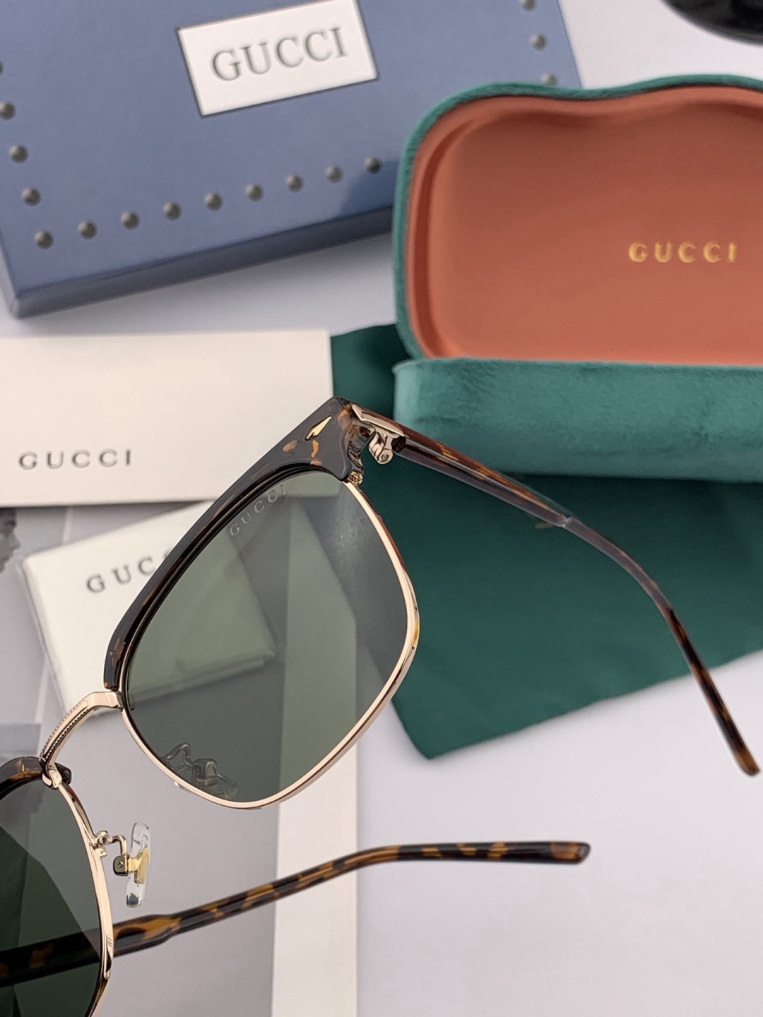 🔺 【GUCCI-偏光太阳镜】开春新款 潮流爆款 时尚方框偏光太阳镜 高品质 佩戴舒适 网红潮款墨镜 女