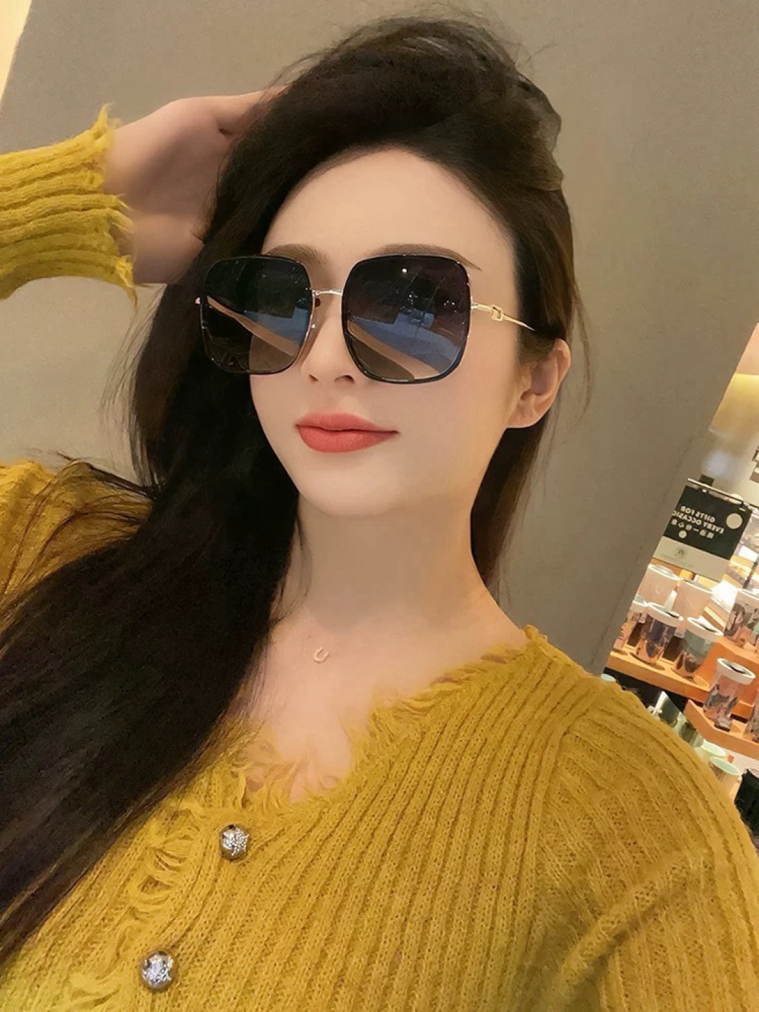 🔺 【芬迪】开春新款 潮流爆款 时尚方框偏光太阳镜 高品质 佩戴舒适 网红潮款墨镜 女士高清偏光太阳镜🕶