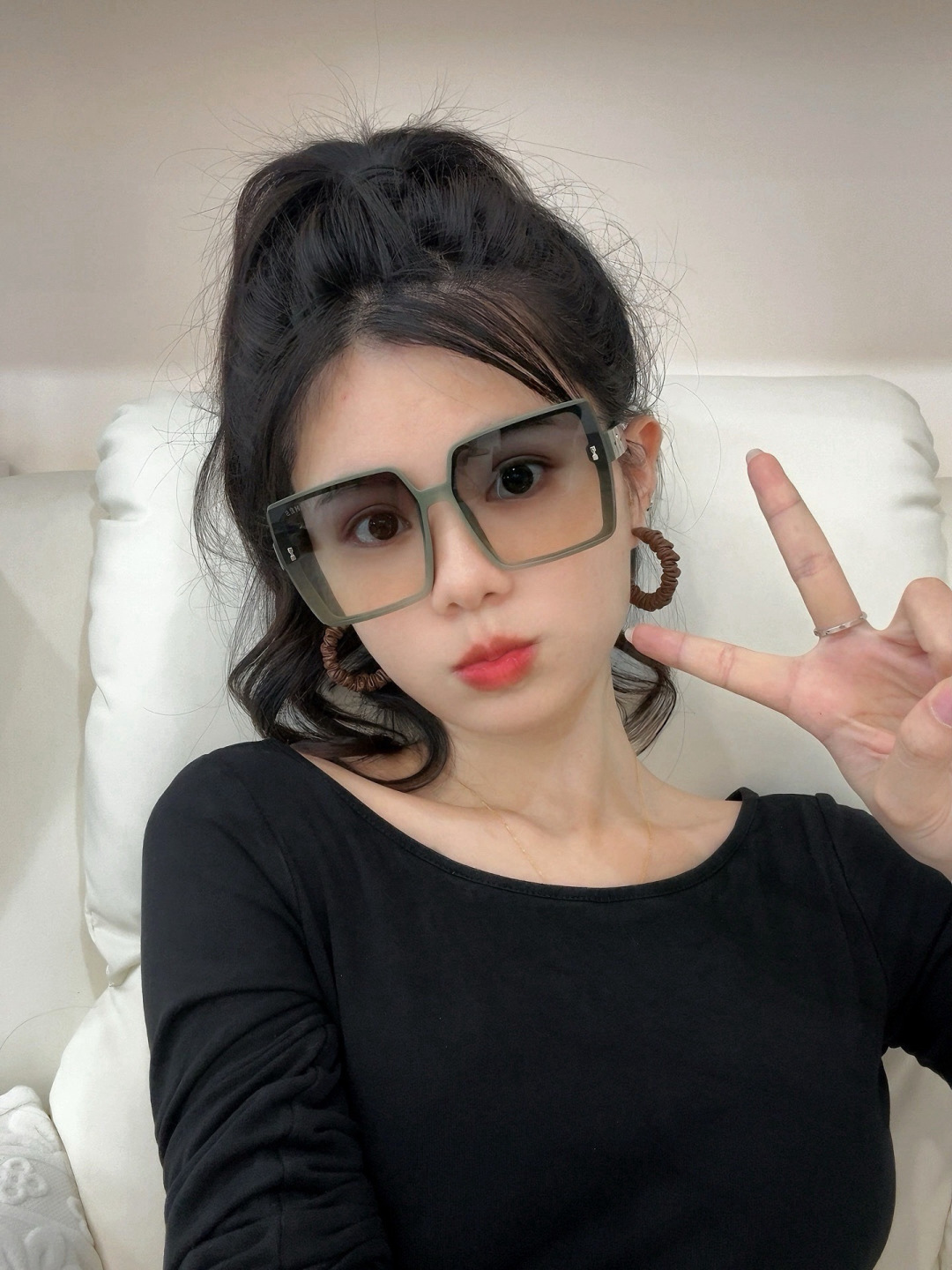 【TR尼龙系列】爱马仕 经典的方框设计，不挑脸型，无论搭配大衣还是连衣裙都非常显气质尼龙镜片预防紫外线 