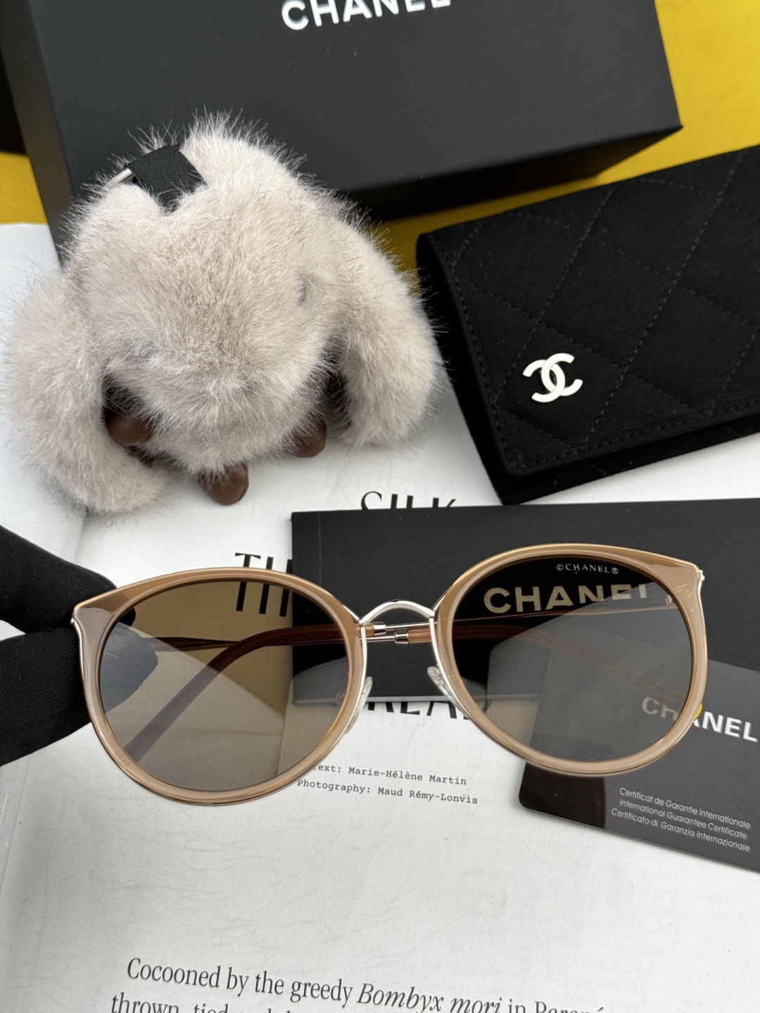 新品CHANEL 香奈儿太阳镜以独特魅力和前卫风格诠释春夏最新眼镜，质感超好佩带舒适 型号：CH6314