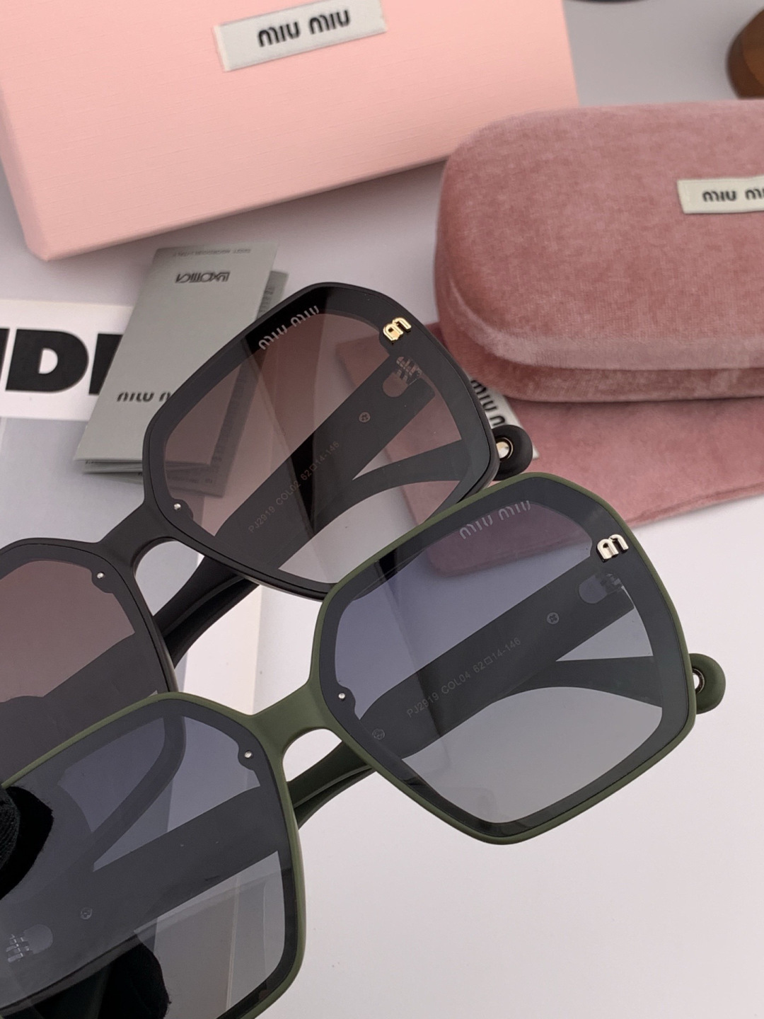 🔺 【缪缪 TR偏光太阳镜】开春新款 潮流爆款 时尚方框偏光太阳镜 高品质 佩戴舒适 网红潮款墨镜 女士