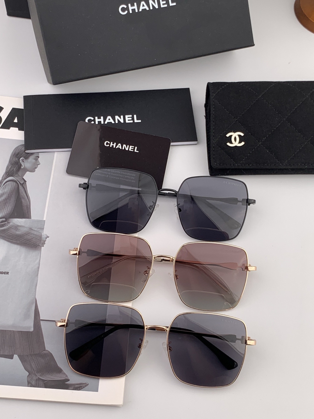 新品CHANEL 香奈儿太阳镜以独特魅力和前卫风格诠释春夏最新眼镜，质感超好佩带舒适 型号：CH2581