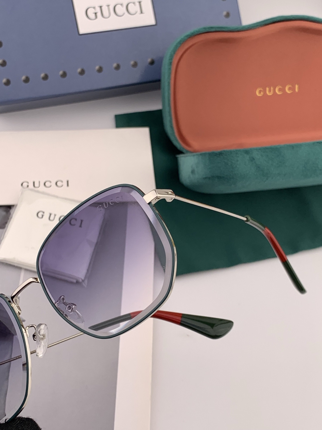 GUCCI-古驰意大利进口🇮🇹时尚潮流奢华装饰太阳眼镜 尼龙偏光高清太阳镜明星海报款 超高复杂工艺 立体