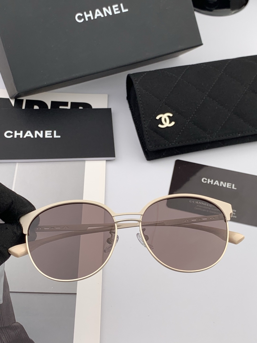 🔺 【香奈儿】开春新款 潮流爆款 时尚圆框太阳镜 高品质 佩戴舒适 网红潮款墨镜 女士高清太阳镜🕶️ 🎉