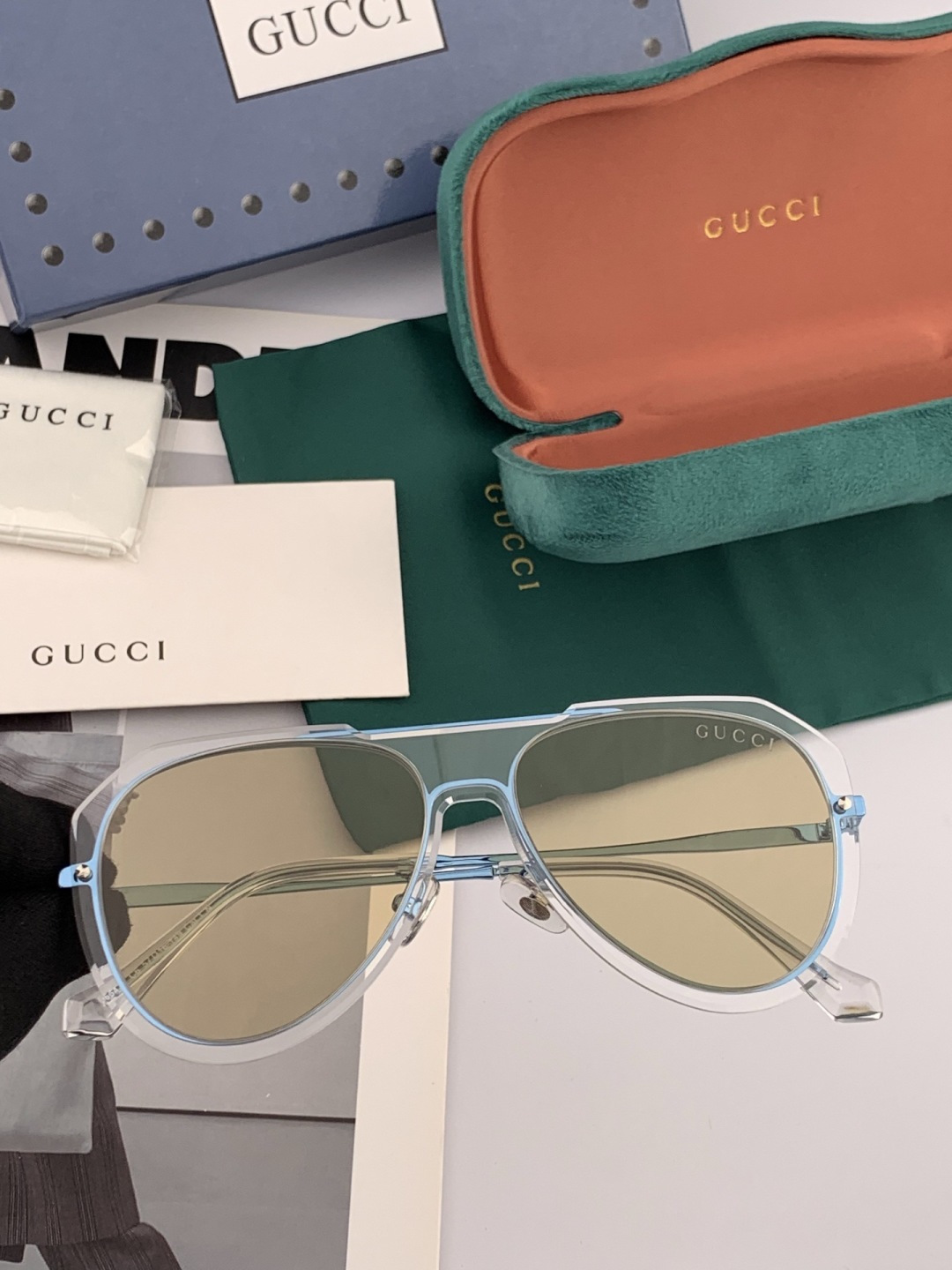 GUCC* 2026 新款男女情侣款太阳iP电镀永不褪色 卖点：超轻超有弹性整幅眼镜片：高清尼龙偏光镜片