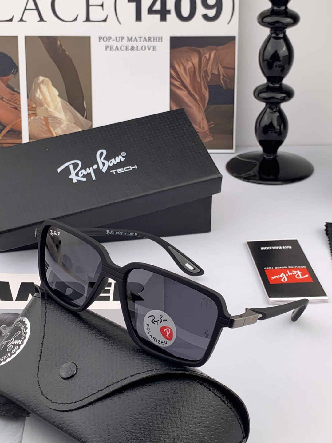 官方同步 品牌:雷朋经典男女士玻璃太阳镜 材质：美国宝丽来高清防爆钢化玻璃镜片 型号：RB3894