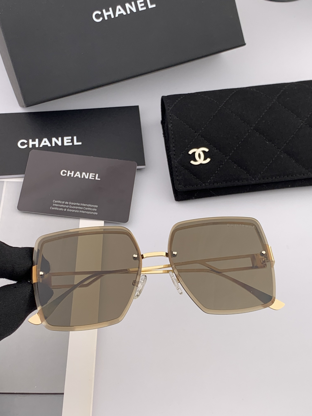 🔺 【香奈儿】新款 潮流爆款 时尚方框太阳镜 高品质 佩戴舒适 网红潮款墨镜 女士高清太阳镜🕶️ 🎉高品